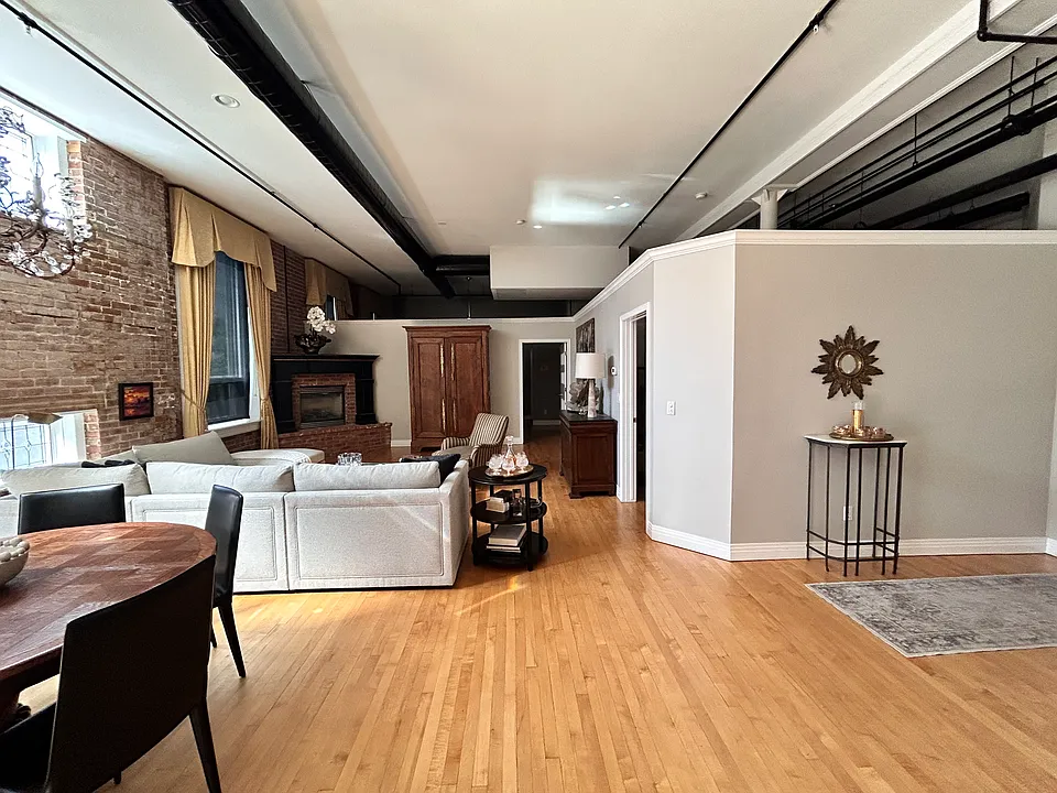 101 N Tejon St #220