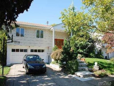 923 Cliffside Ave, Valley Stream, NY, 11581