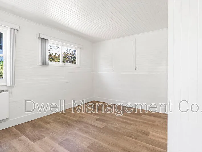 4535 Upland St — Photo 14