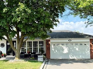 2493 Frankfield Rd, Mississauga, ON L5K2A5