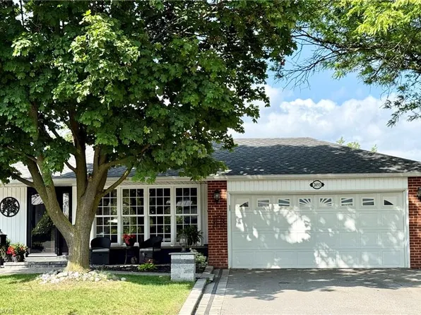 2493 Frankfield Rd, Mississauga, ON L5K 2A5