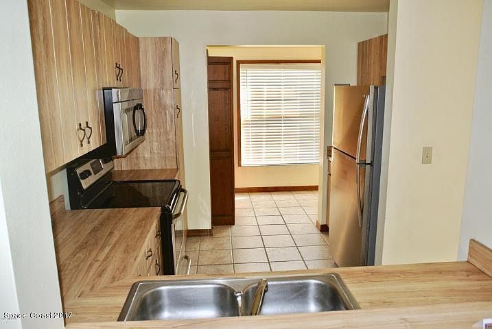 1st image of 448 Sailfish Ave #3
