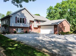 1088 S Ash St, Hobart, IN 46342