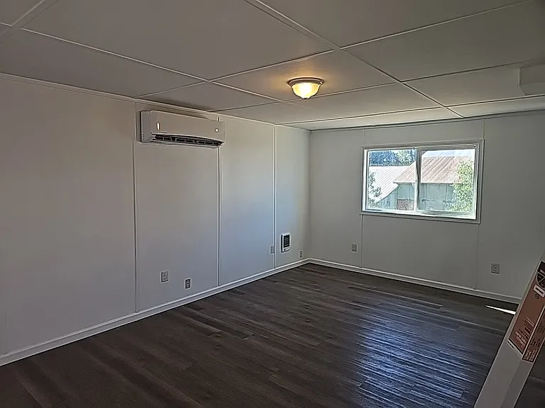 2 Allyn Dr — Photo 2