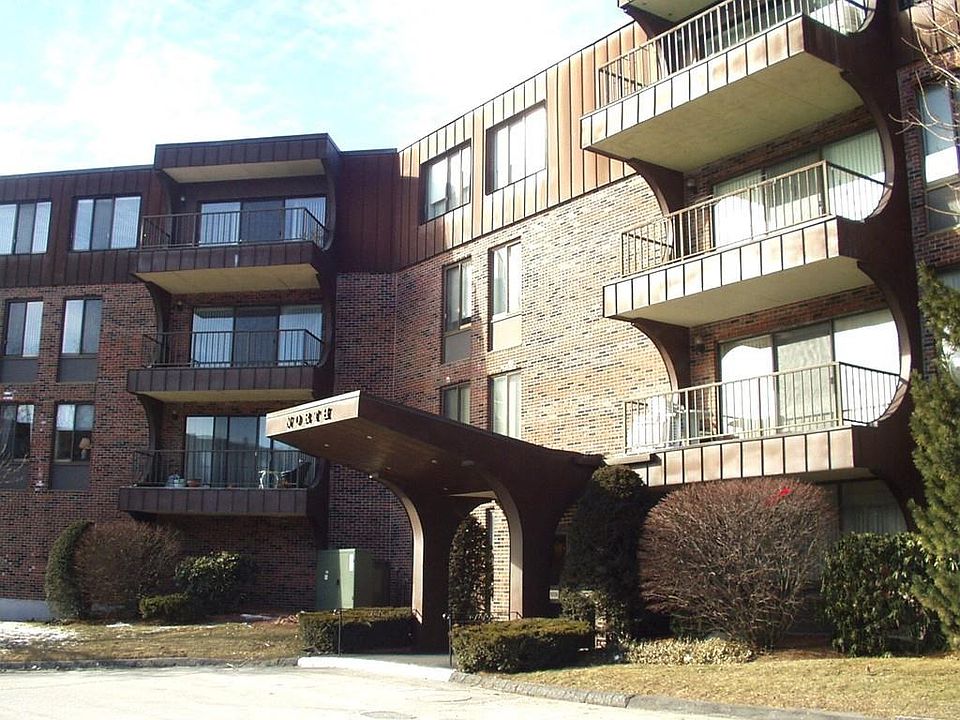 2nd image of 1002 Paradise Rd #Penthouse P