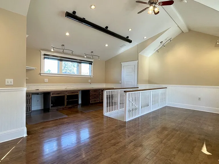 1737 Chorro St — Photo 19