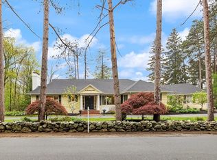 55 Marbleridge Rd, North Andover, MA 01845