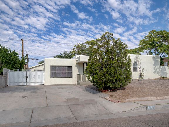 3rd image of 451 Loma Hermosa Dr NW