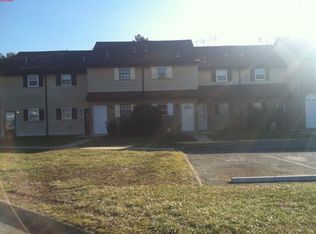 236 La Cascata Tnhs, Clementon, NJ 08021