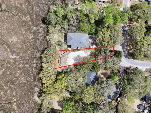 1552 N Avalon Cir, Charleston, SC 29407