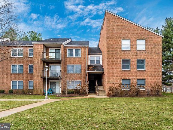 4th image of 400 Chapel Ct APT 209