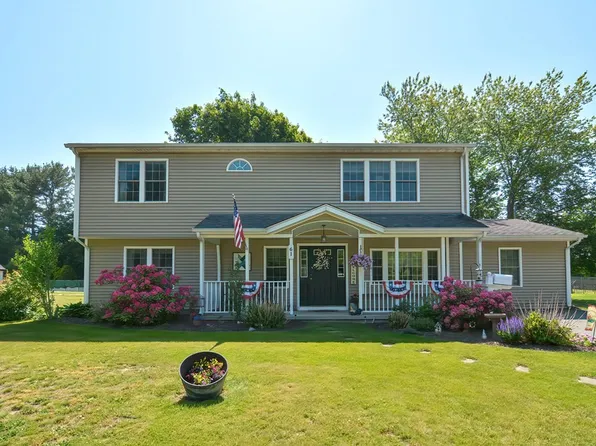 61 Glenwood Dr, Swansea, MA 02777