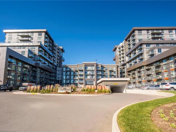 450 Dundas St E #806, Hamilton, ON L8B 0A9