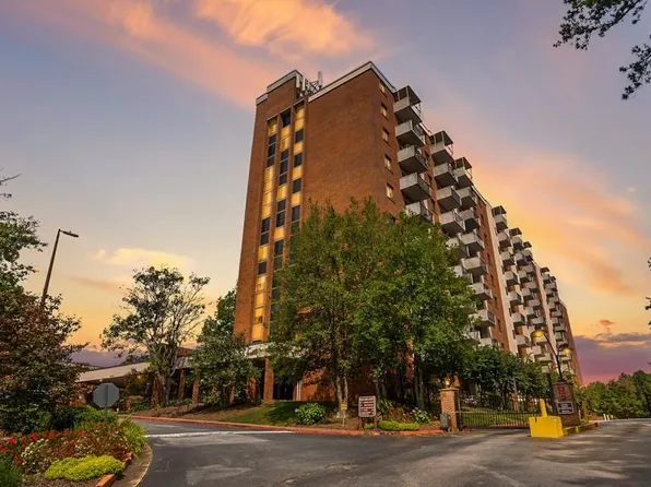 300 Johnson Ferry Rd NE Unit B309, Atlanta, GA 30328