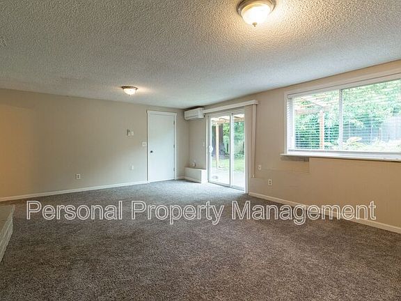 5th image of 3816 NE 38th Ave