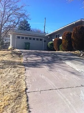7525 Halifax Dr photo 1