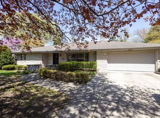 710 Gordon Pl, Joliet, IL 60435