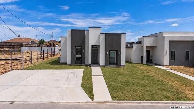 3 bed, 2.0 bath, 1374 sqft, $1,750 — Photo 3