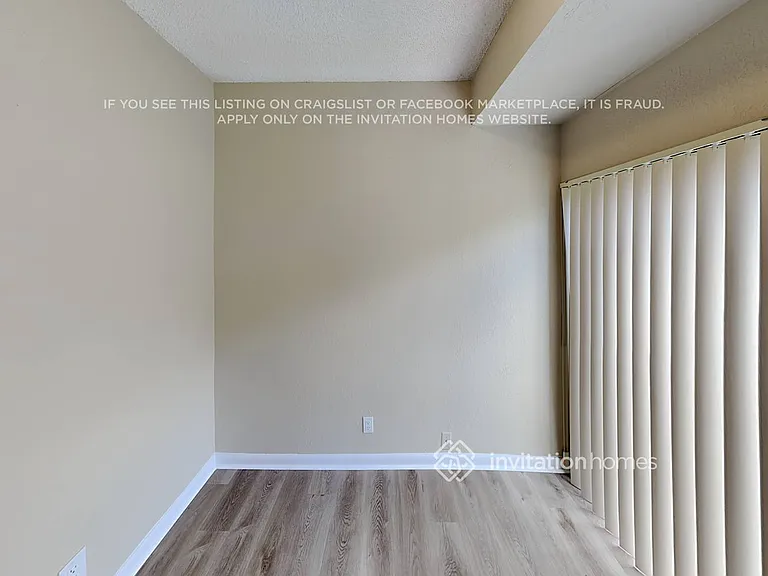 8041 Buttonwood Cir — Photo 6