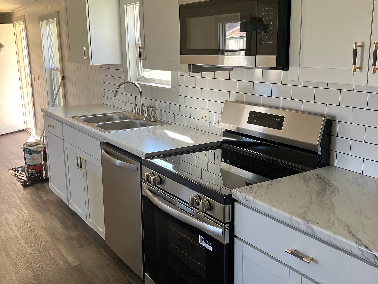 128 Suncrest Bottoms Rd — Photo 1
