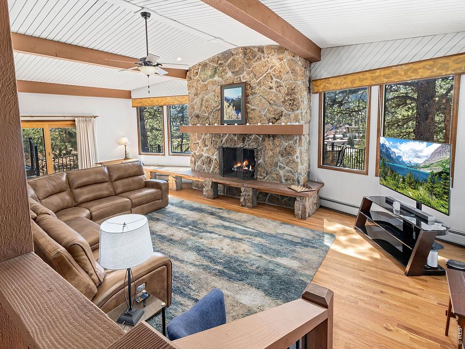 1st image of 829 Panorama Cir