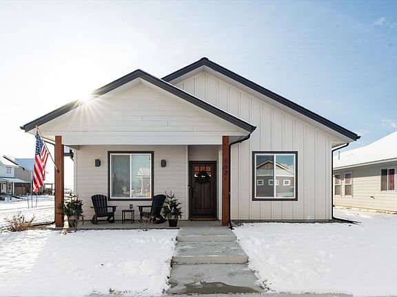 2nd image of 702 August Way