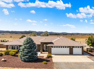 1205 E Oxbow Cir, Paulden, AZ 86334