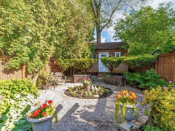 361 Hillsdale Ave E, Toronto, ON M4S 1T9