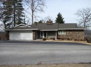 14982 Dutchmans Dr, Rogers, AR 72756