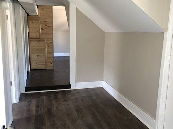 3rd image of 1832 Bellinger St #2