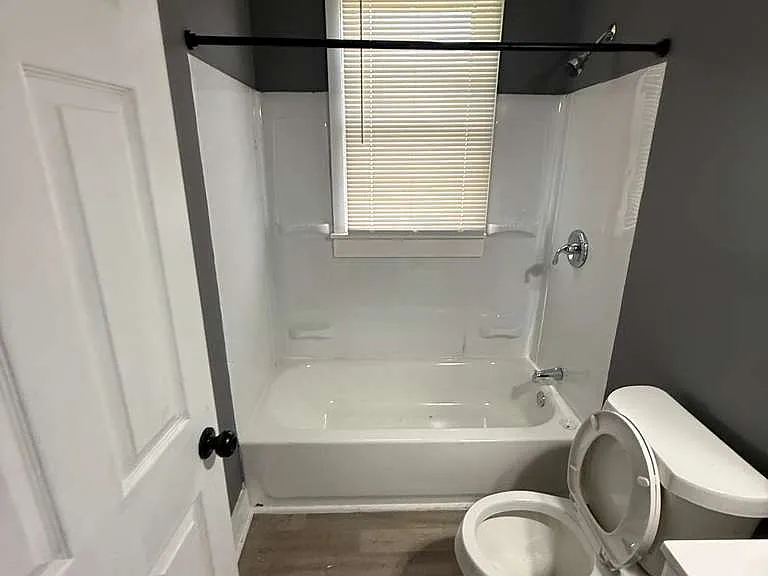 2676 Sturtevant St #3 — Photo 16