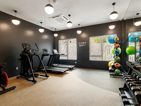 706 East 32nd Street image 8 of 8