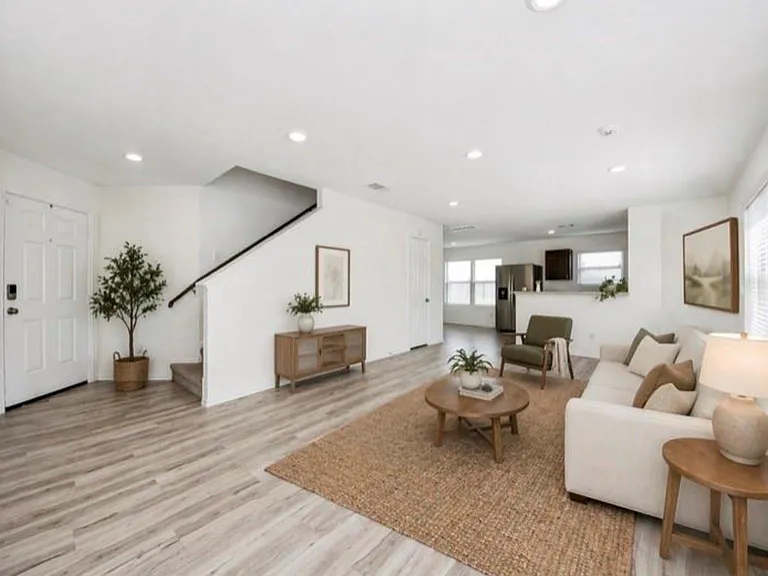 8650 Bar Harbor Dr — Photo 5