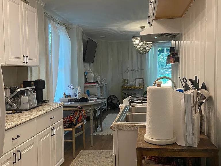 2503 Acorn Ave NE — Photo 5