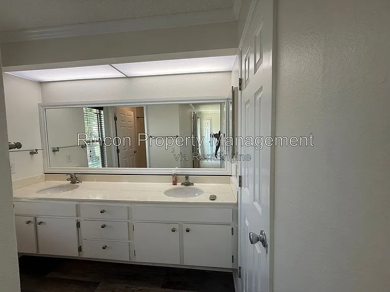 694 Deerhunter Ln — Photo 19