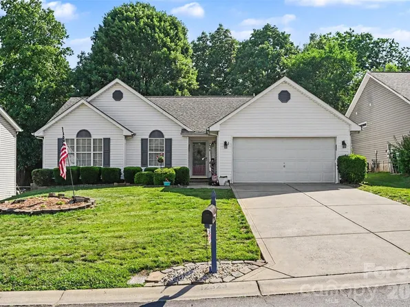 12323 Poplar Forest Dr #205, Charlotte, NC 28278