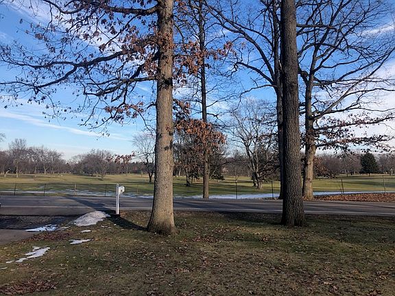 4th image of 3356 Golfside Rd
