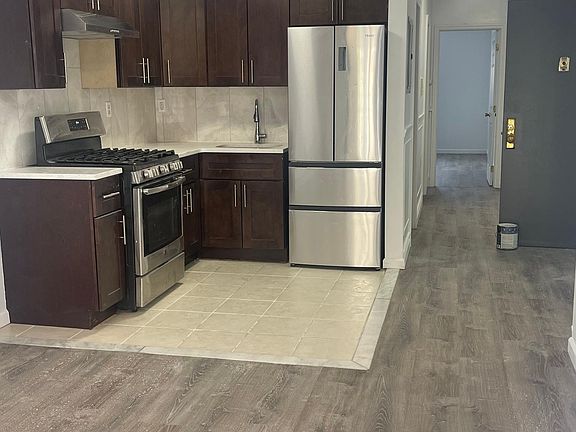 2nd image of 926 Fteley Ave Floor 2