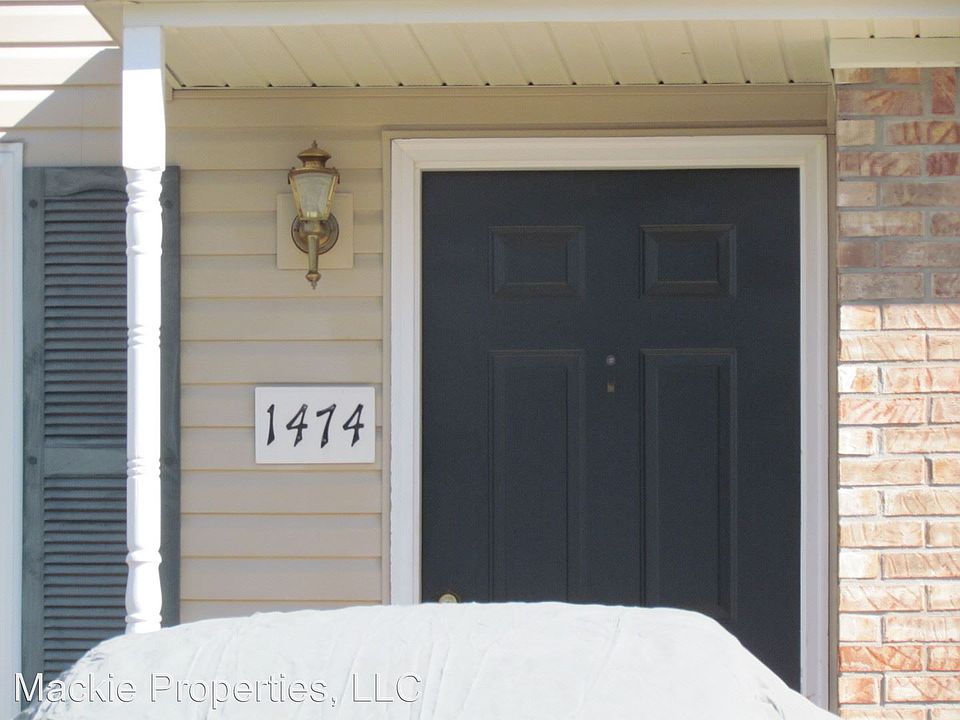 2nd image of 1474 W Rockcrest Dr