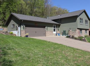 398 Pleasant Hill Dr, Winona, MN 55987
