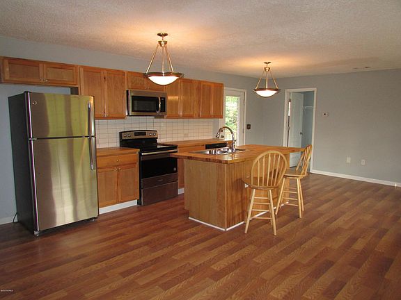4th image of 4363 Ellis Way NW