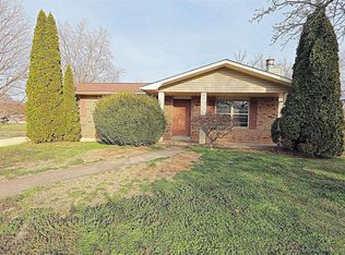 249 Rolling Fields Dr, Jackson, MO 63755