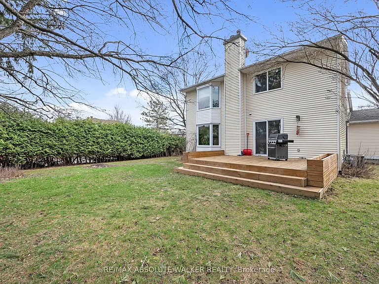1849 Montereau Ave — Photo 44
