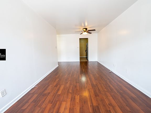 2nd image of 395 Halsey St #2