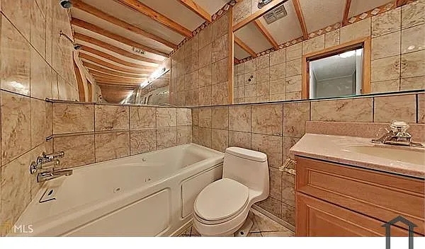 2400 Lawrenceville Hwy #D — Photo 8