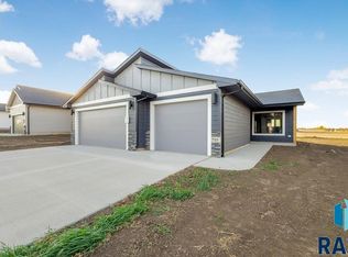 705 Sarah C St, Garretson, SD 57030