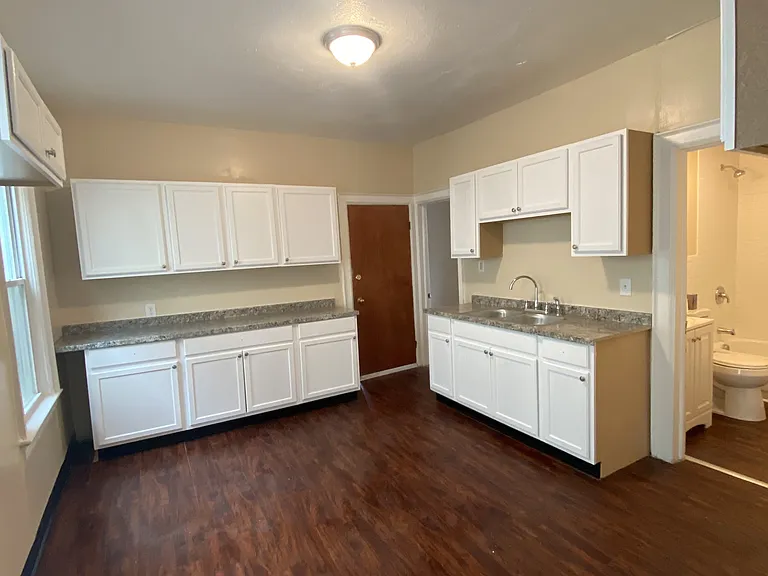 304 Grider St — Photo 10