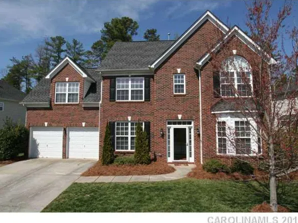 10132 Montrose Dr NW, Charlotte, NC 28269