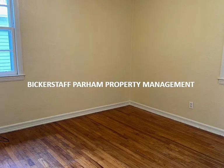 3053 Blan St — Photo 9