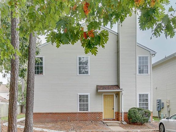 2nd image of 207 Quarter Trl APT G